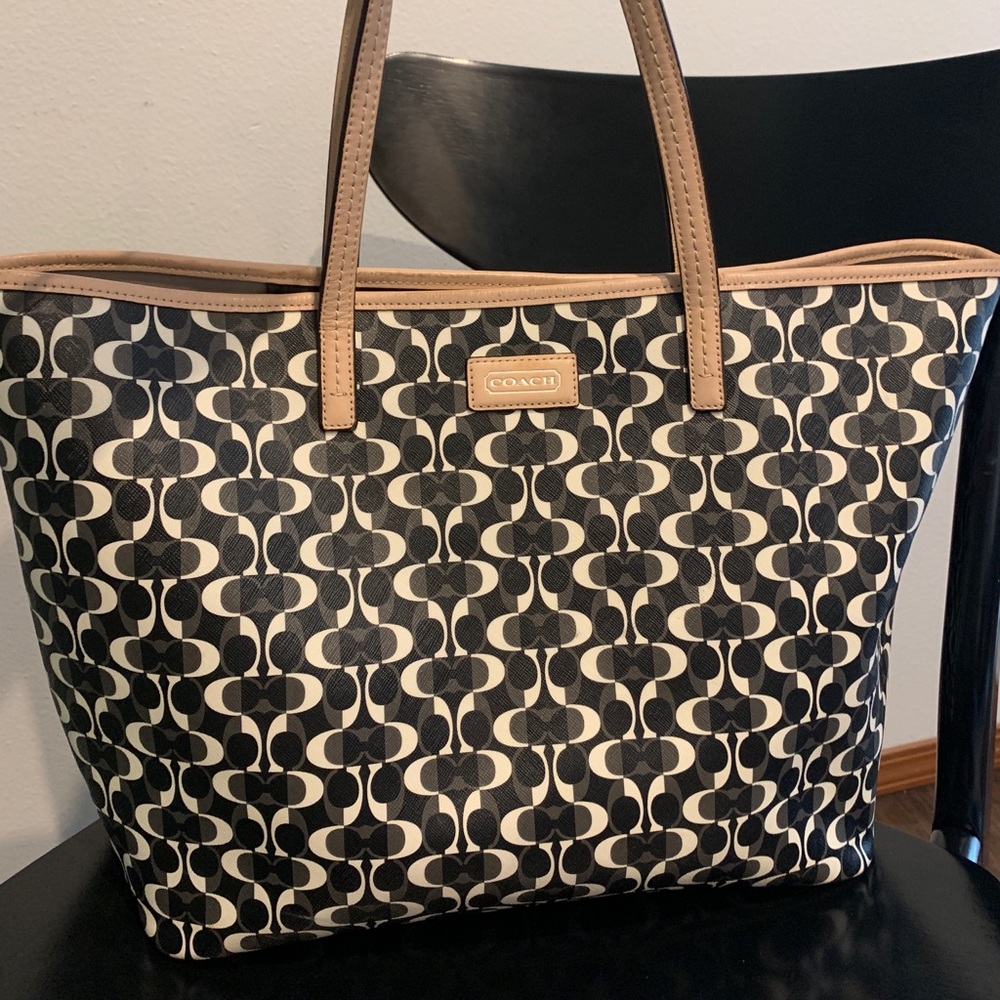 Coach Tote